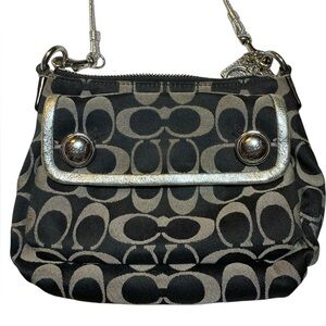 Coach Poppy Small Crossbody Swing pack Messenger Bag